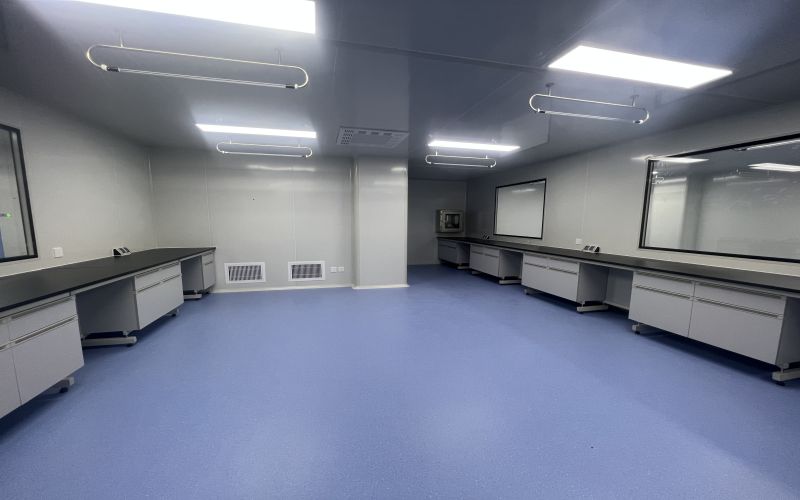 新疆醫院檢驗科裝修改造施工案例